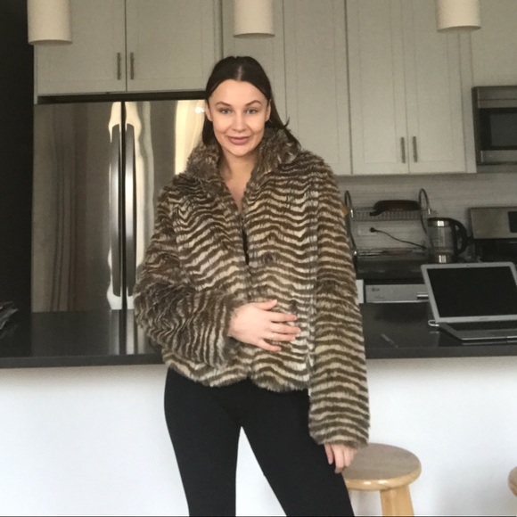 Vintage Faux Fur Animal Stripe Print Jacket - Picture 3 of 8
